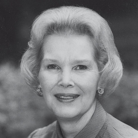A photo portrait of Dorothy “Dee” Dann Collins Torbert ’42