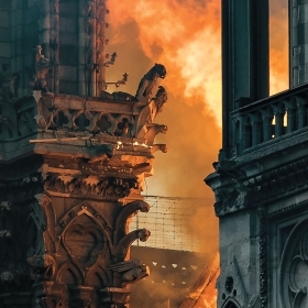 Flames engulf Notre-Dame